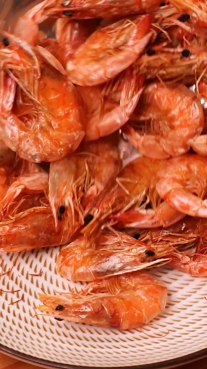 烤虾干你吃过吗?追剧当零食必备哦,喜欢就点赞分享吧