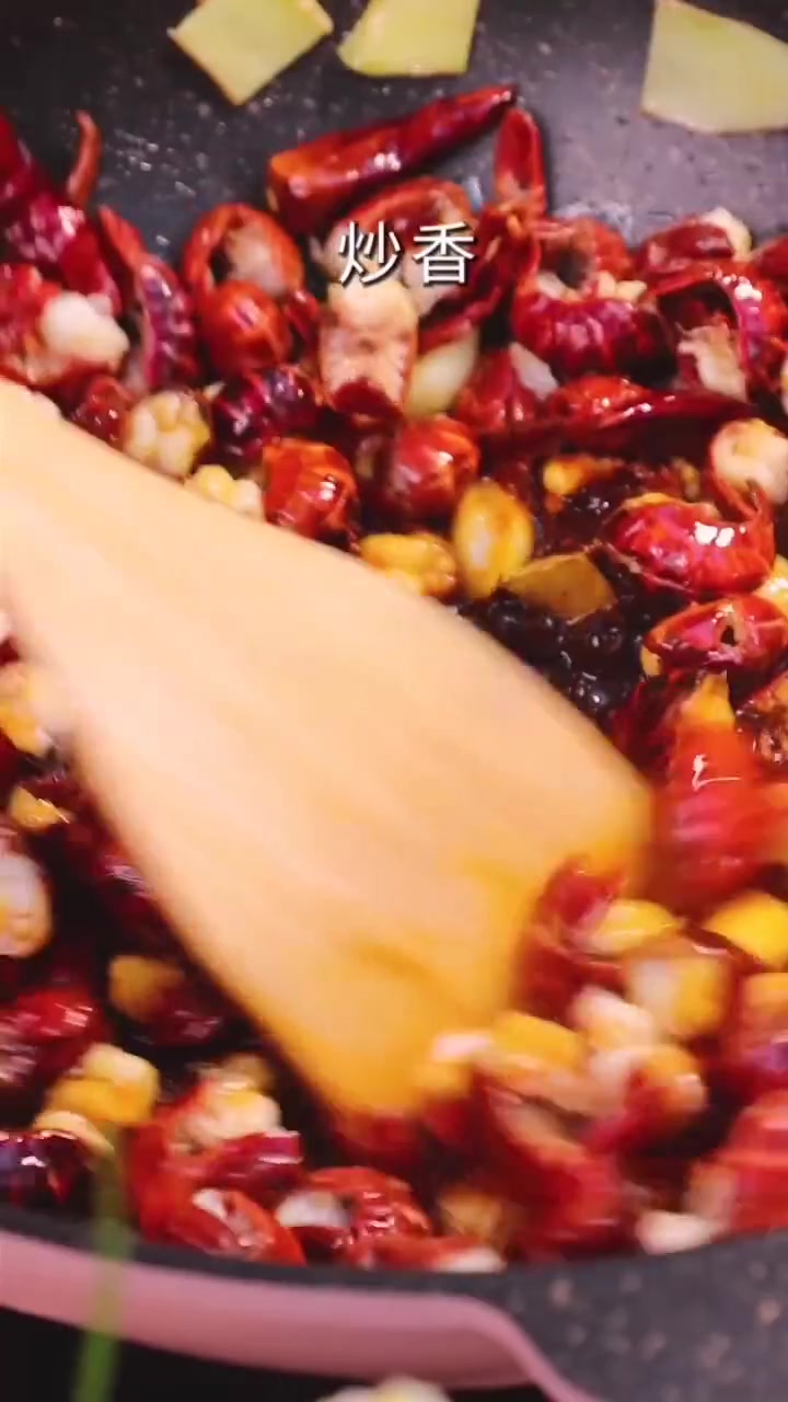 这个季节不吃几次虾尾,总觉得缺少点什么