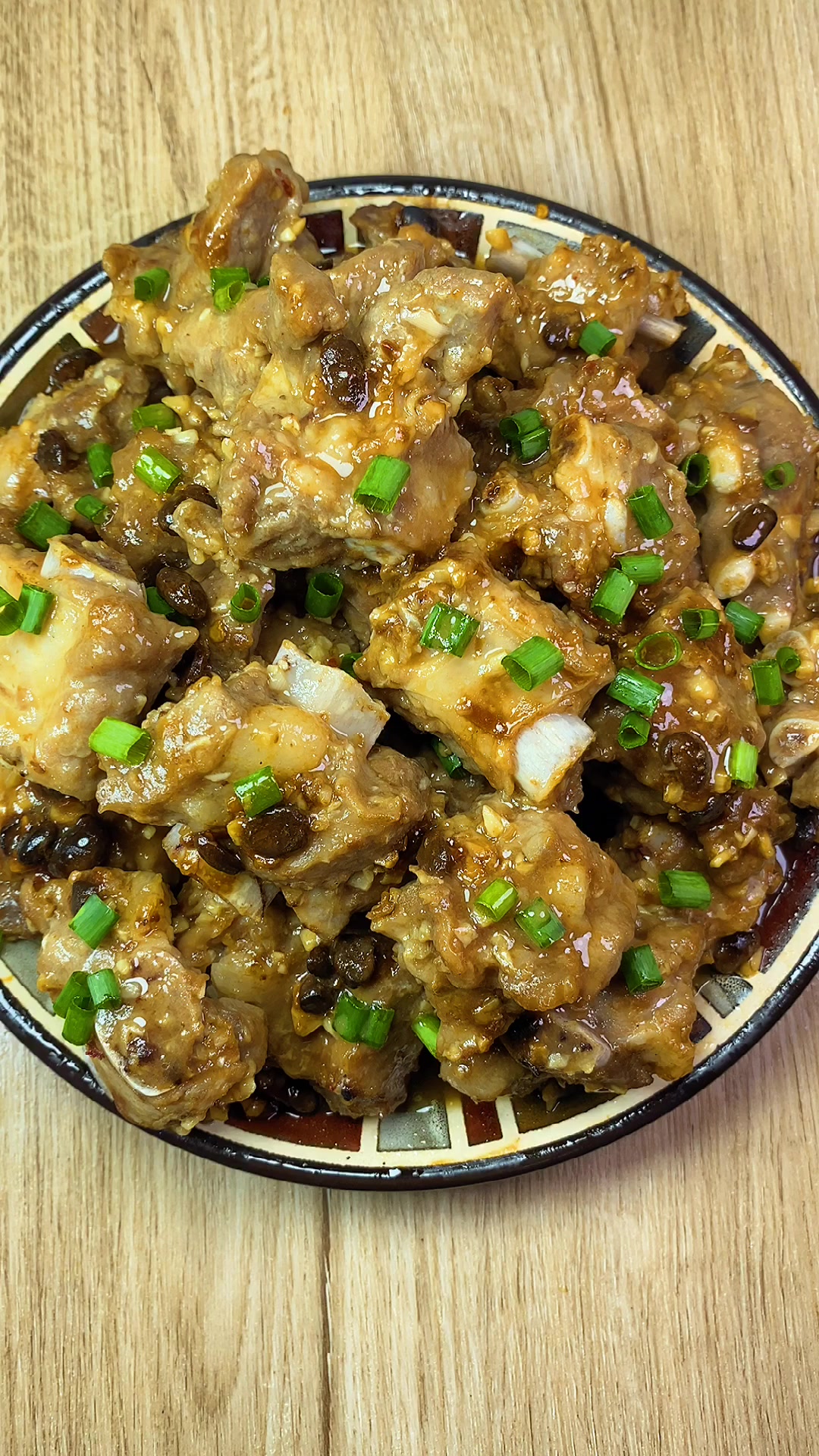 广式茶餐厅最受欢迎的蒸排骨,上桌老人小孩都会抢着吃