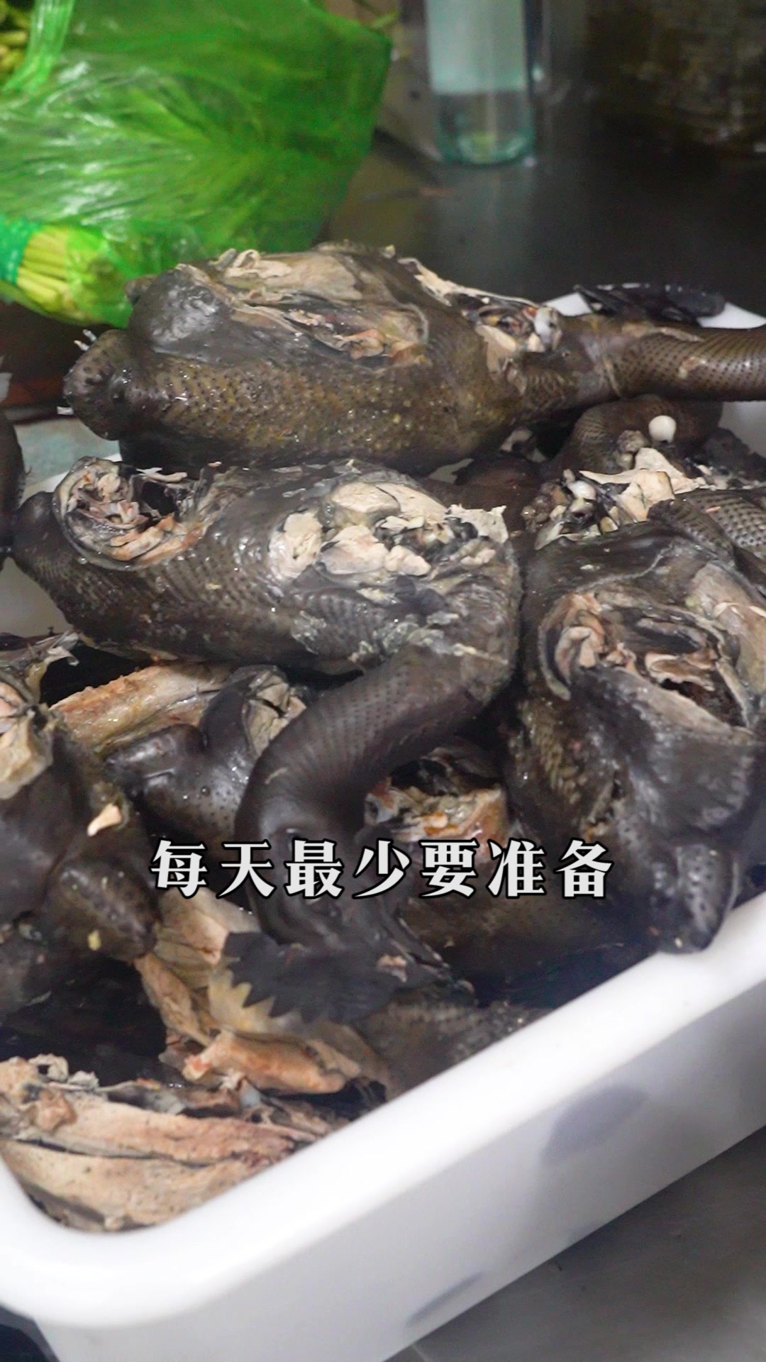 做蜀户乌鸡鲜米线你就得坚持每天凌晨4点起床