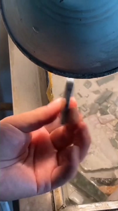 分享一个乌鸡翡翠 真的是可遇不可求