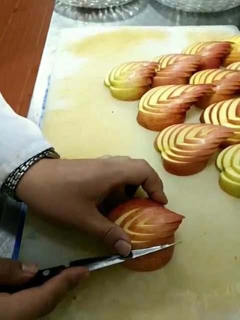 创意拼盘,大厨苹果切出新造型,原来这么简单