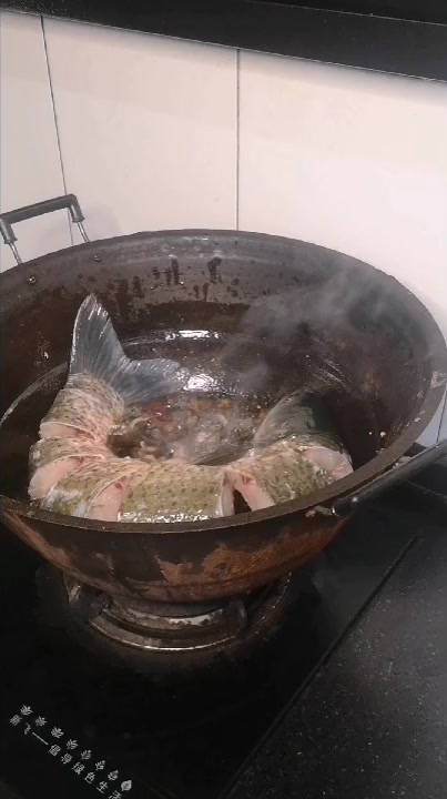 铁锅炖鱼家庭版教程!请大家参考!