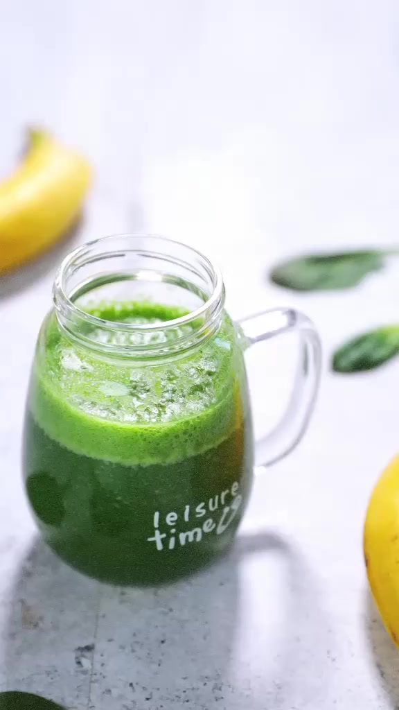 减肥九妈美食记,香蕉菠菜汁,一杯下肚,排除出两斤肠油!