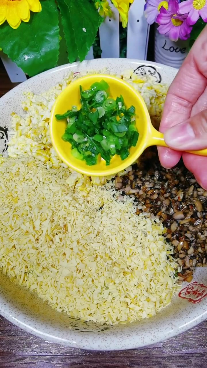 素馅饺子你这样调,比肉都好吃