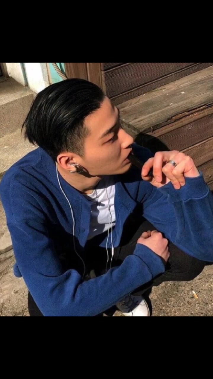 #潮男# #微信头像# 做你自己 爱你的人自然.