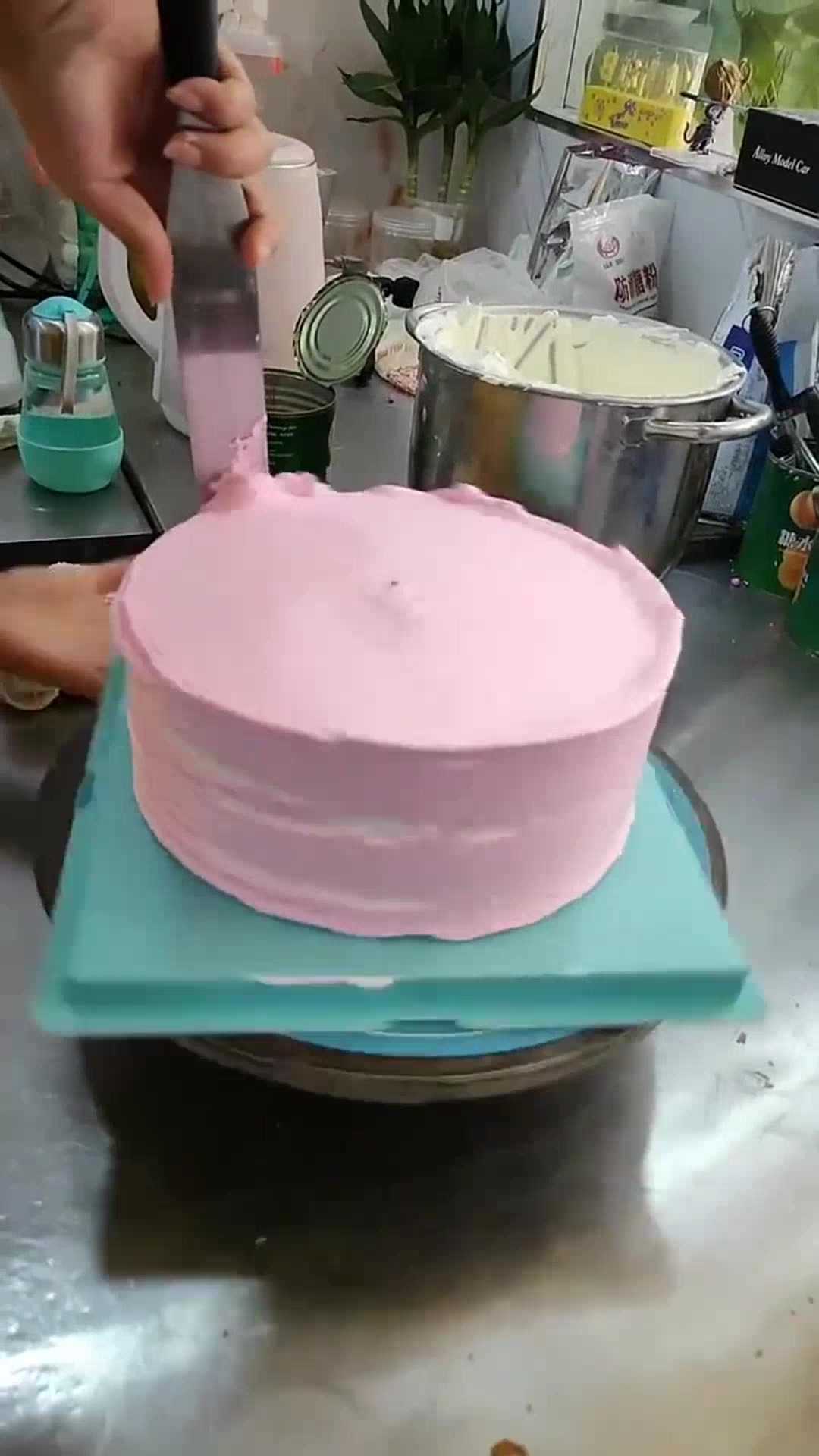 超级Q萌超级卡哇伊的小公主生日蛋糕!你猜师傅是帅哥还是美女?