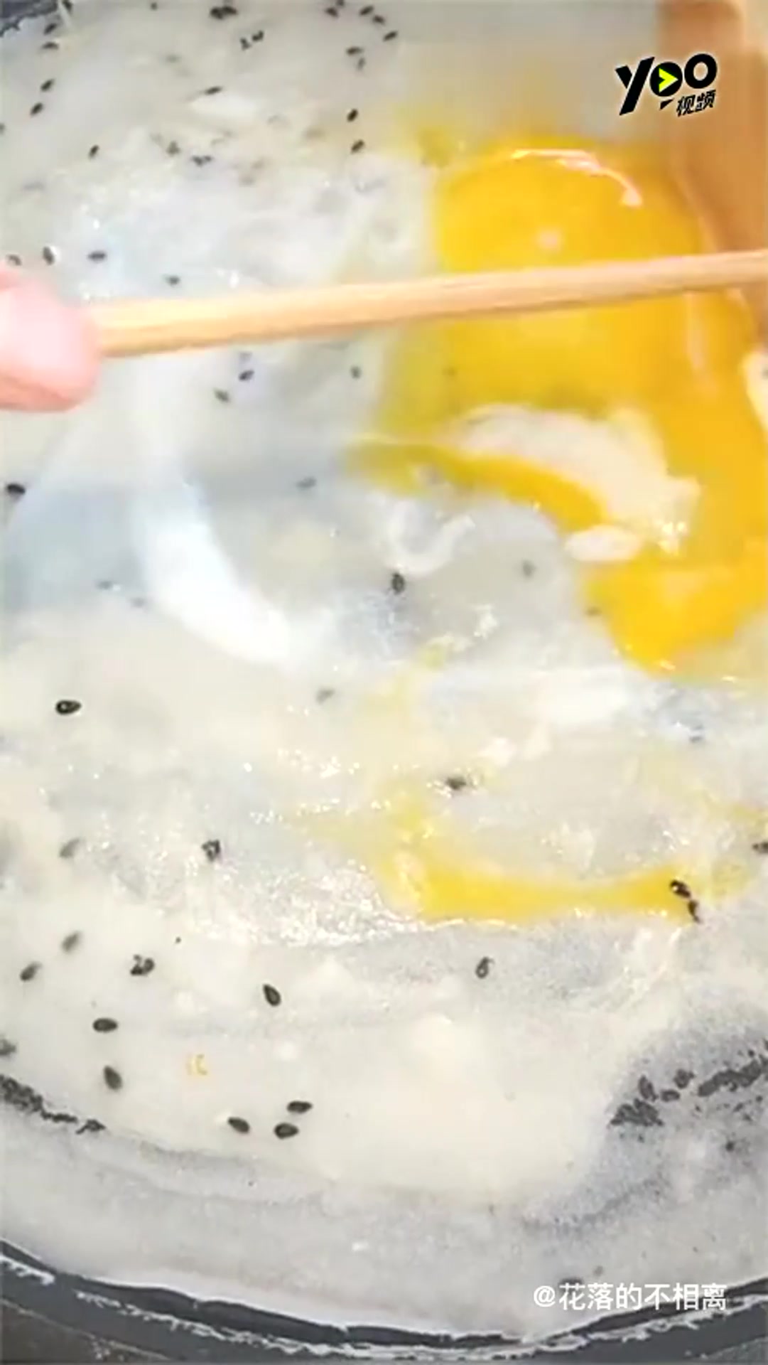 早餐鸡蛋饼的做法简单好吃味道鲜美,你学会了吗?