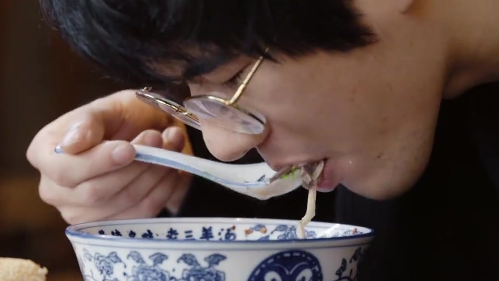 《早餐中国》第三季收官彩蛋来袭,粉丝们纷纷意难平,咱家乡的早餐还没拍呢!你是否也有心心念念