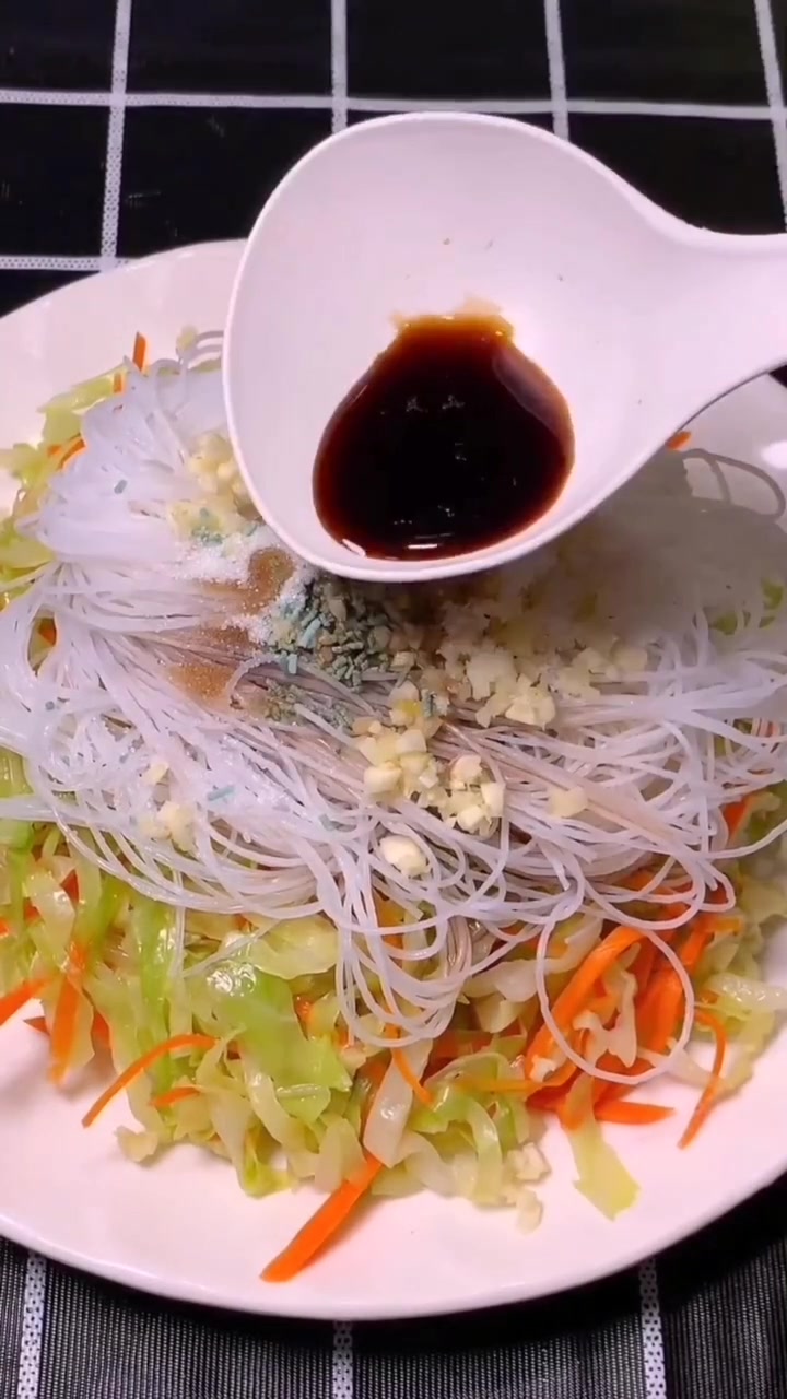 大头白菜这样做,清凉爽口特别好吃,试着做一下吧