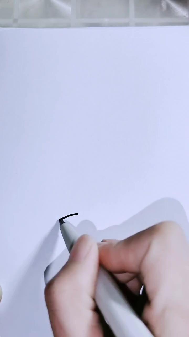 简笔画:一碗彩色的面条