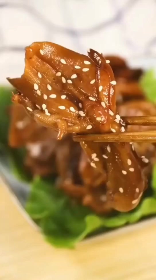 鸭掌特好吃的做法,十五秒就能学会哦!