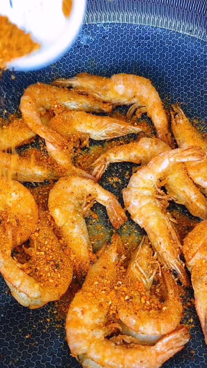 烧烤开背虾来了,这样做保证你们都会爱吃哦!