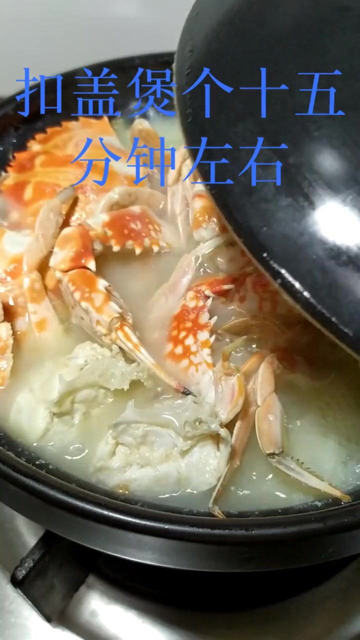 今天教大家做冬瓜煲蟹汤,非常好喝
