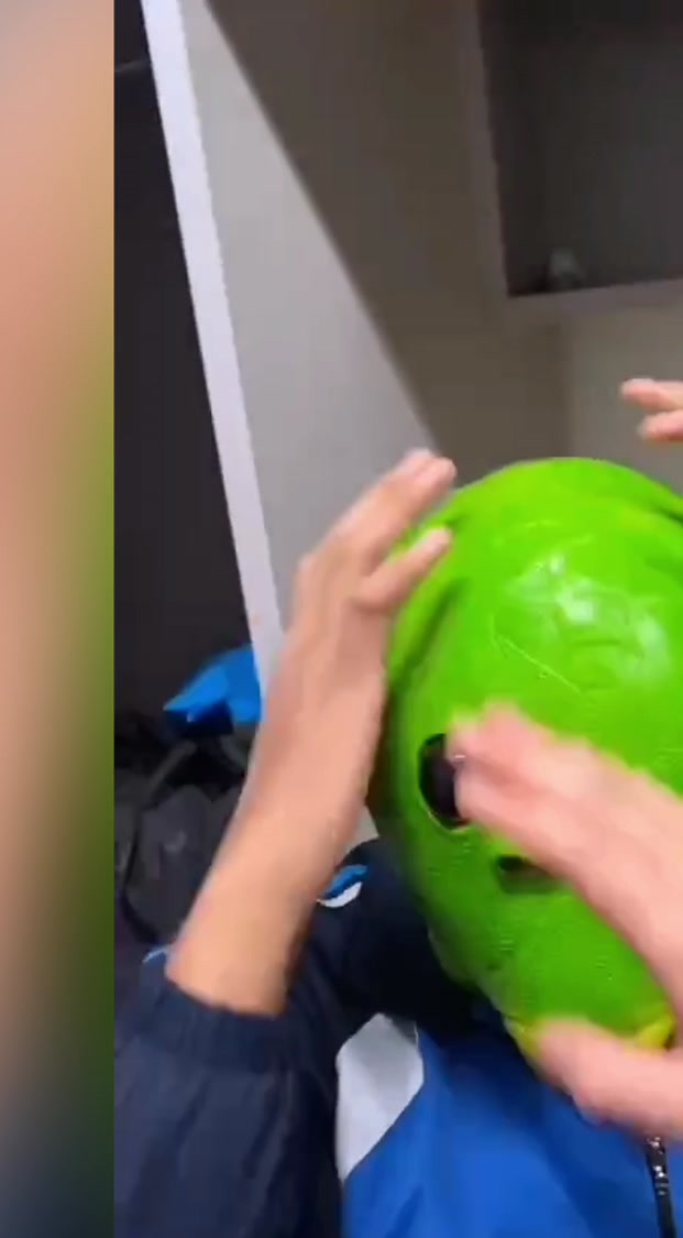 搞笑视频合集七之沙雕鱼头套
