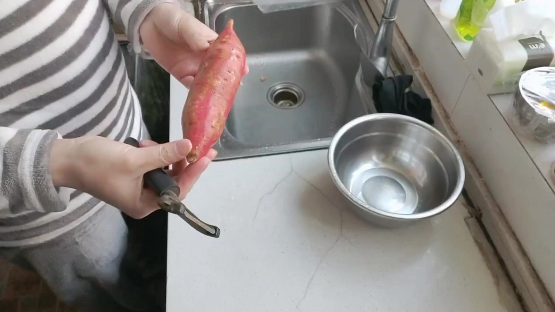 #不拖更挑战赛# 拔丝红薯大家想必都吃过,糖霜蜜薯是否有听说过,同卵双生亲兄弟它来了,它来