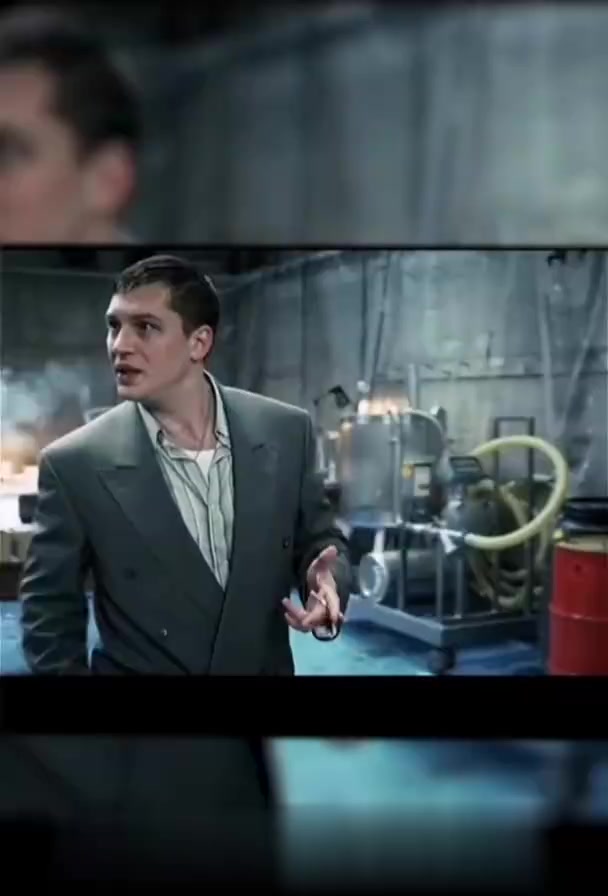 这首BGM很适合汤姆哈迪,感觉像量身定做