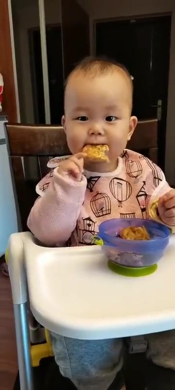 宝宝最爱的辅食你会做吗?壹粉亲手教你做山药苹果鸡蛋饼