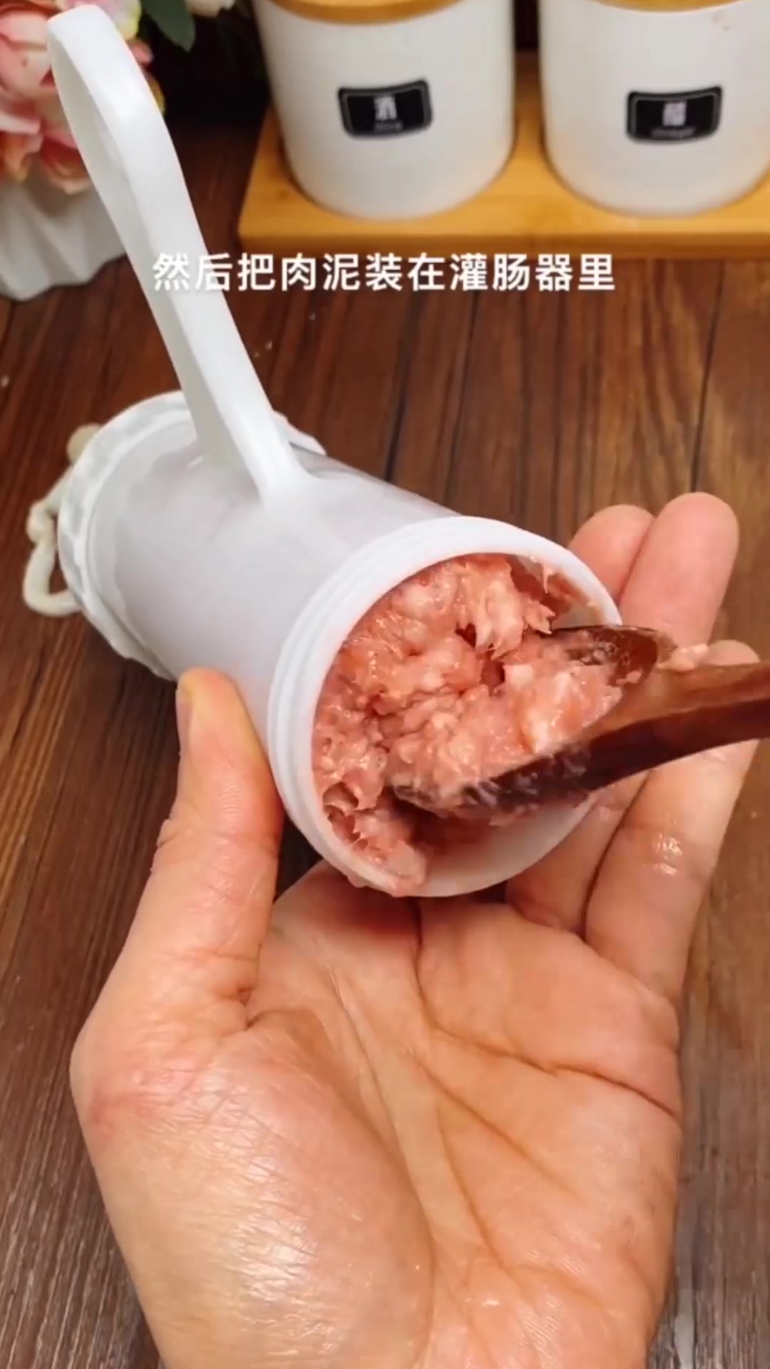 冬天怎么能不做些脆皮肠吃呢
