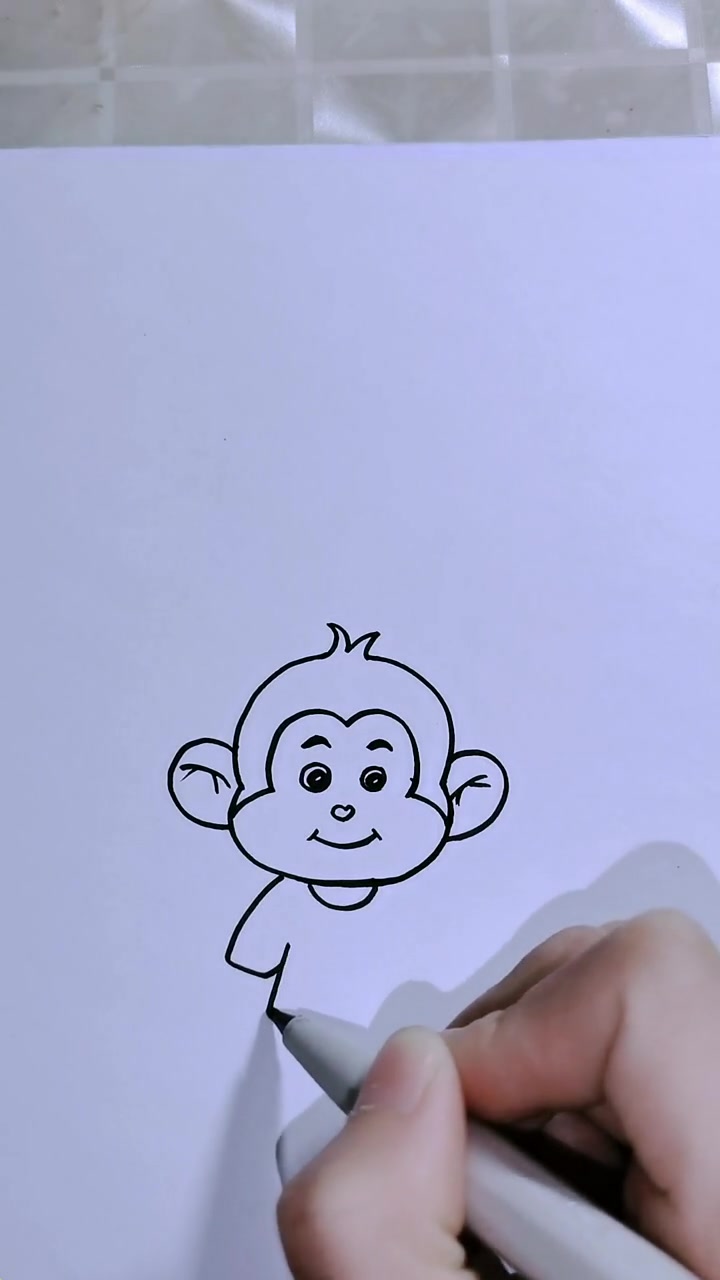 简笔画:桃子树下的小猴子