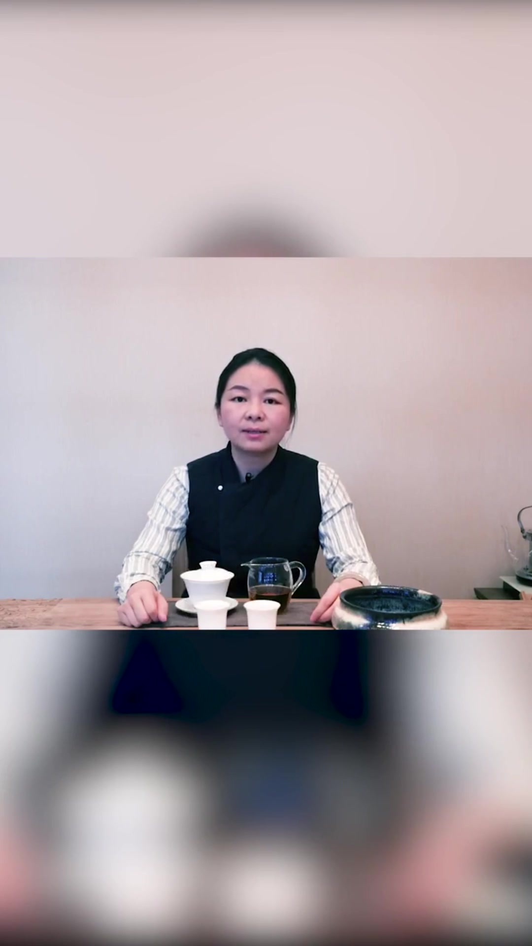 六大茶类的茶汤各有不同的表现,先来了解一下绿茶、黄茶和白茶