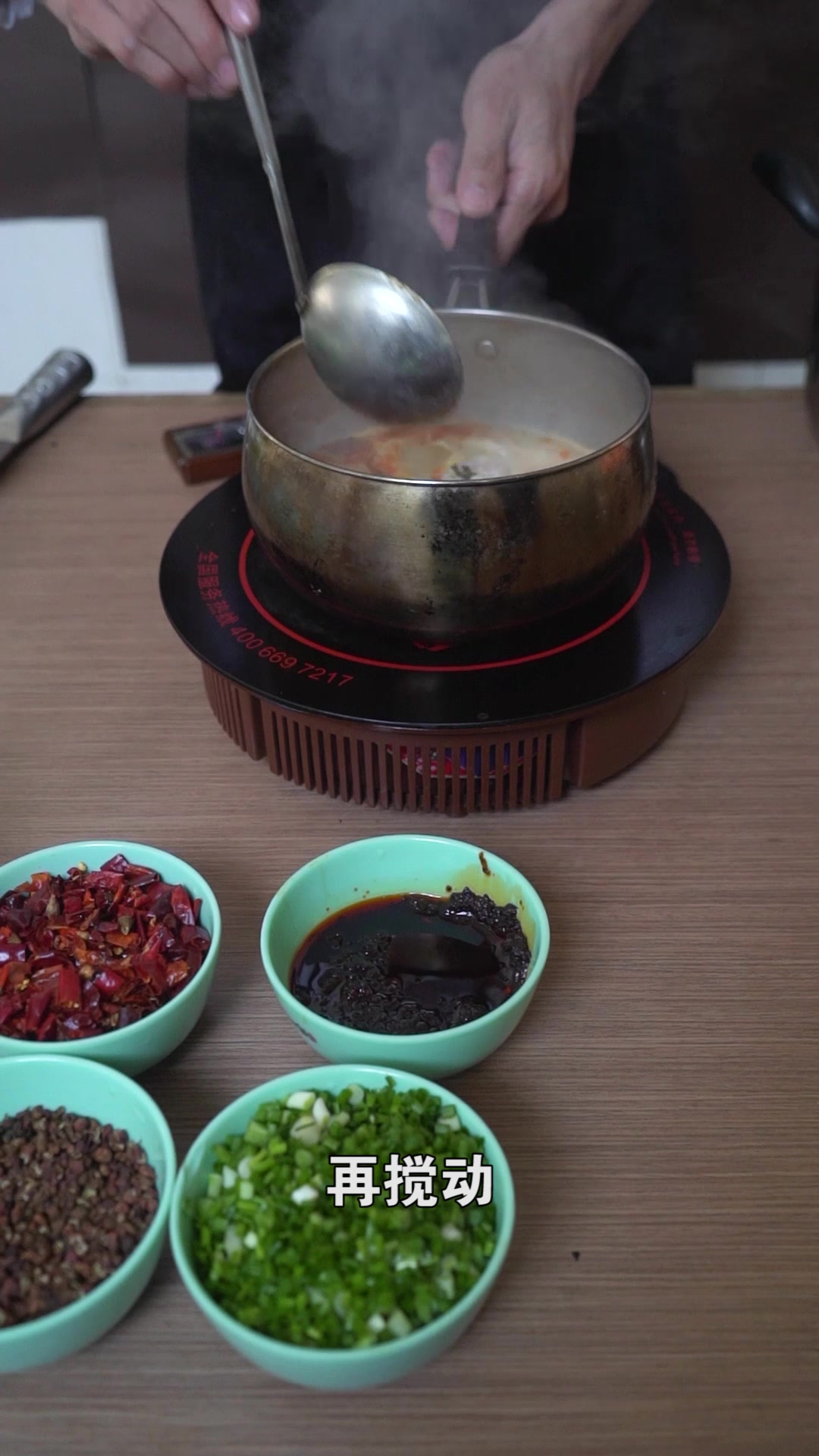 可鱼可饭跳跳麻香鱼:辣椒花椒塑造出的美味,辣而不燥,麻而不涩