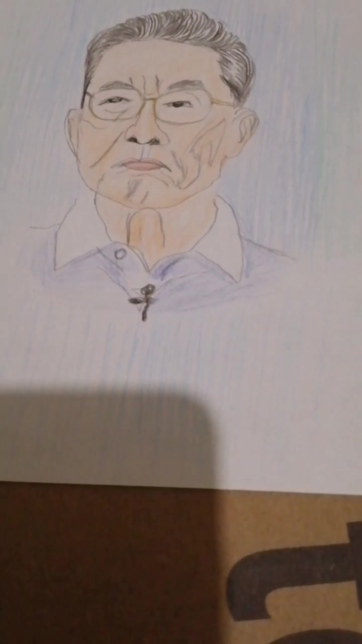 彩铅素描画人物肖像