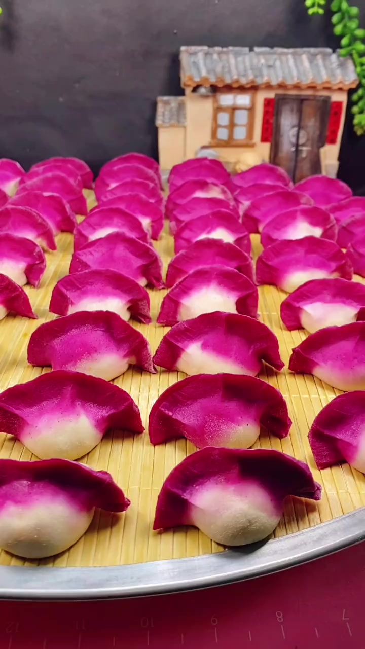 火龙果饺子的详细做法教程来啦