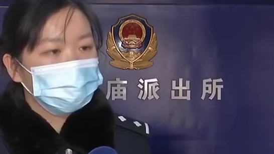 #净网2020# 【警惕!骗子分饰两角诈骗套现 】近日,南京一餐饮店报警称,帮顾客代付遭骗