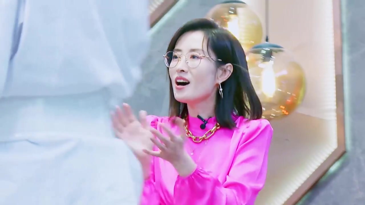 @刘敏涛打鸡血式鼓励@刘敏涛教陈晓东表情管理vivo《追光吧!哥哥》“干妈”@刘敏涛 探班