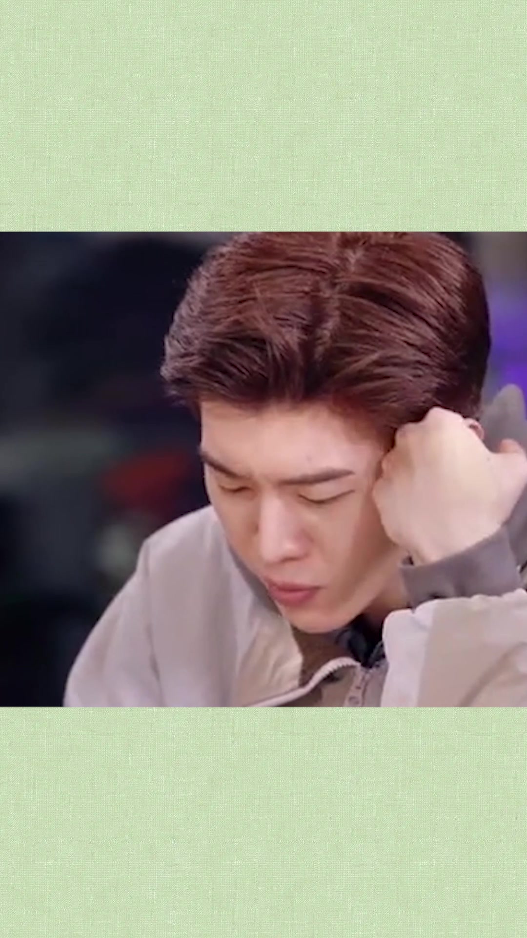 范丞丞把所有菜都吃了,唯独没吃到鹅肝,一顿饭都能吃到怀疑人生