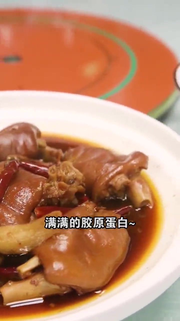 湘菜中最有名的红焖水鱼,你们吃过吗