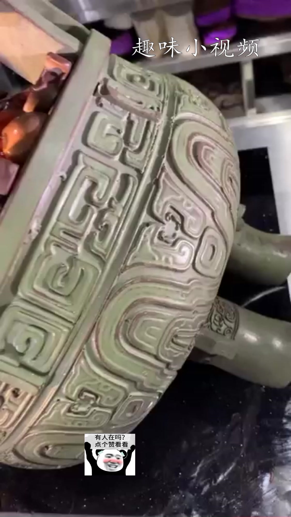 巧克力造型大赛冠军作品,看到上边的孙悟空时,真牛!