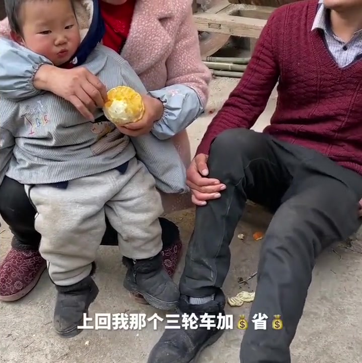 跟着老公在家简单地吃个梅菜扣肉它不香吗?