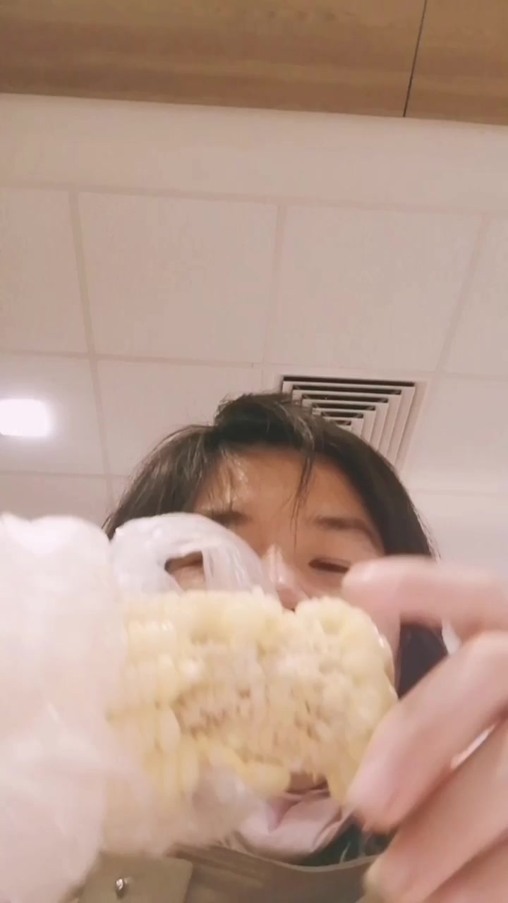 早餐搭配伊利QQ星加三辉麦风