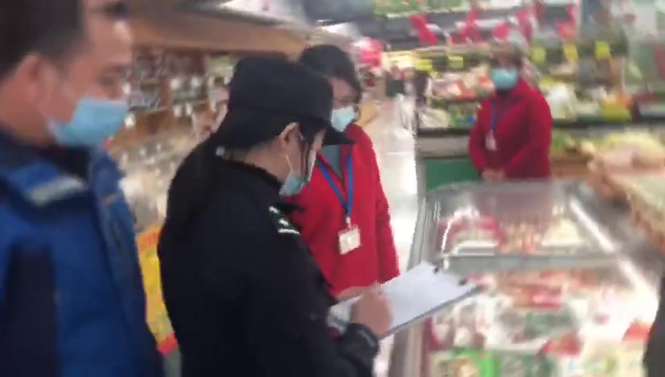 【金安:网安配合派出所联合多部门深入辖区各个场所,开展疫情防控工作】为进一步加强春节前的安