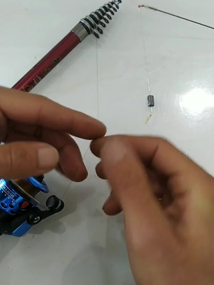 钓鱼技巧:分享一下矶竿的使用方法
