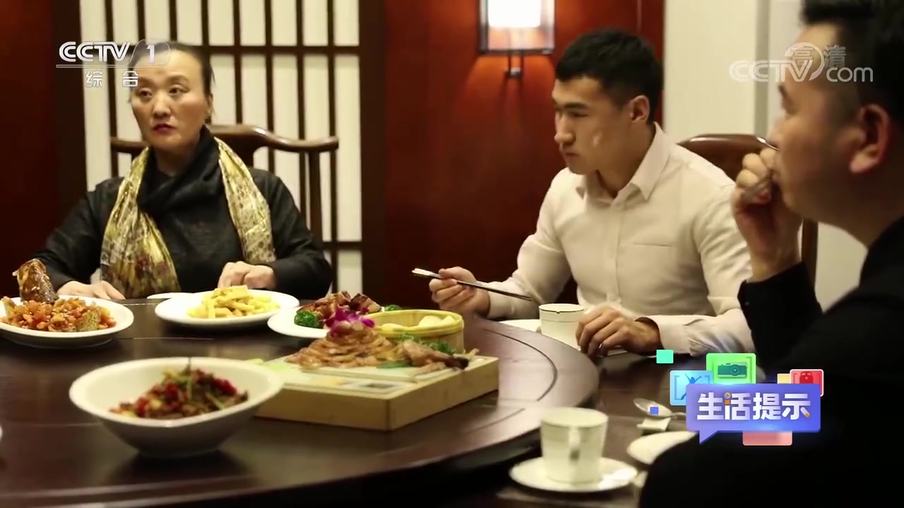 【[话筒]过节期间暴饮暴食,伤不起的不只是体重!】还在每逢佳节胖三斤?你的各个身体器官也可