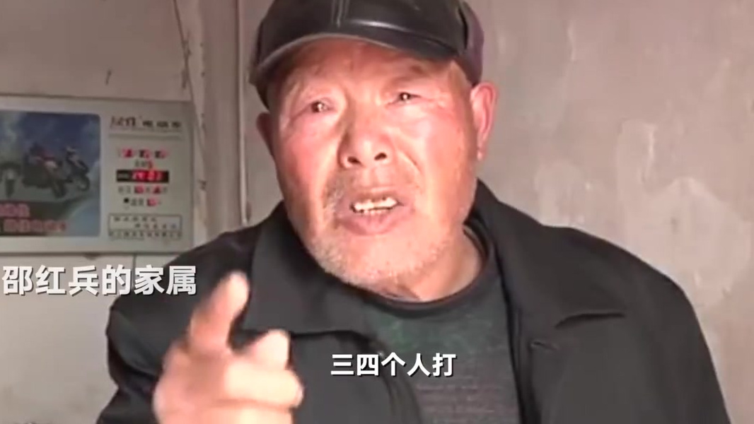 【官方通报男子匿名举报污染被打伤 环保执法队长泄露举报信息被查】2月5日晚,河南扶沟县委宣