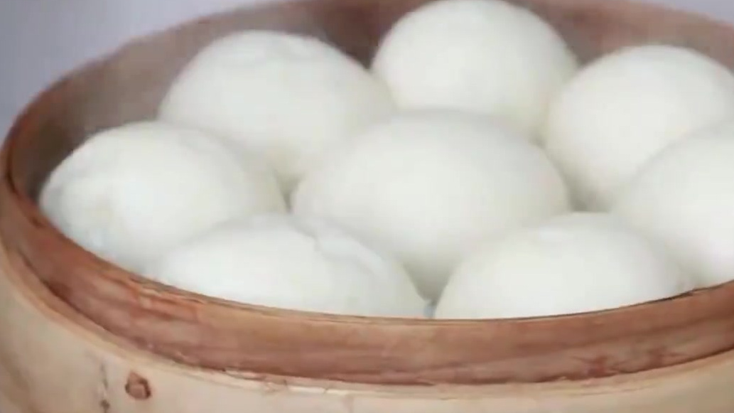 【#山东#年味 留您过年|如果馒头会说话 ,一定是山东口音!】#山东大馒头# 临近年尾,山