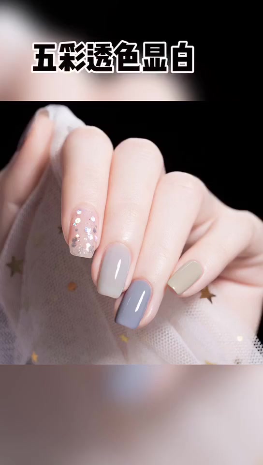 #变美潮能力#美甲不会跳色搭的看过来美甲图片纯色显白才高级美甲美甲教程