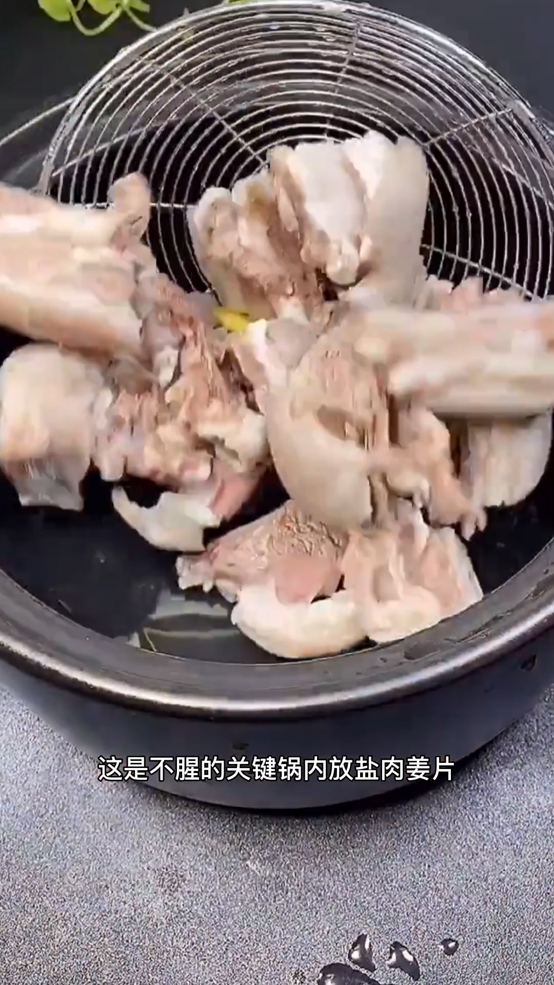 清炖羊肉怎么做才能不腥不膻,其实很简单