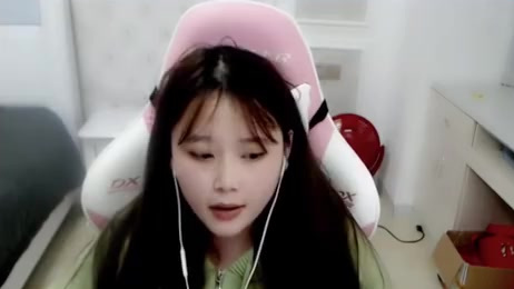 金咕咕的微信被酥酥泄漏后,反手调戏一波酥酥:有5万个人加我!