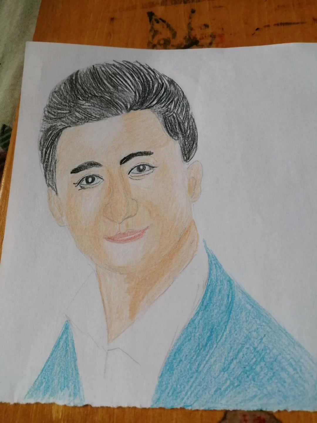 彩铅素描画人物肖像