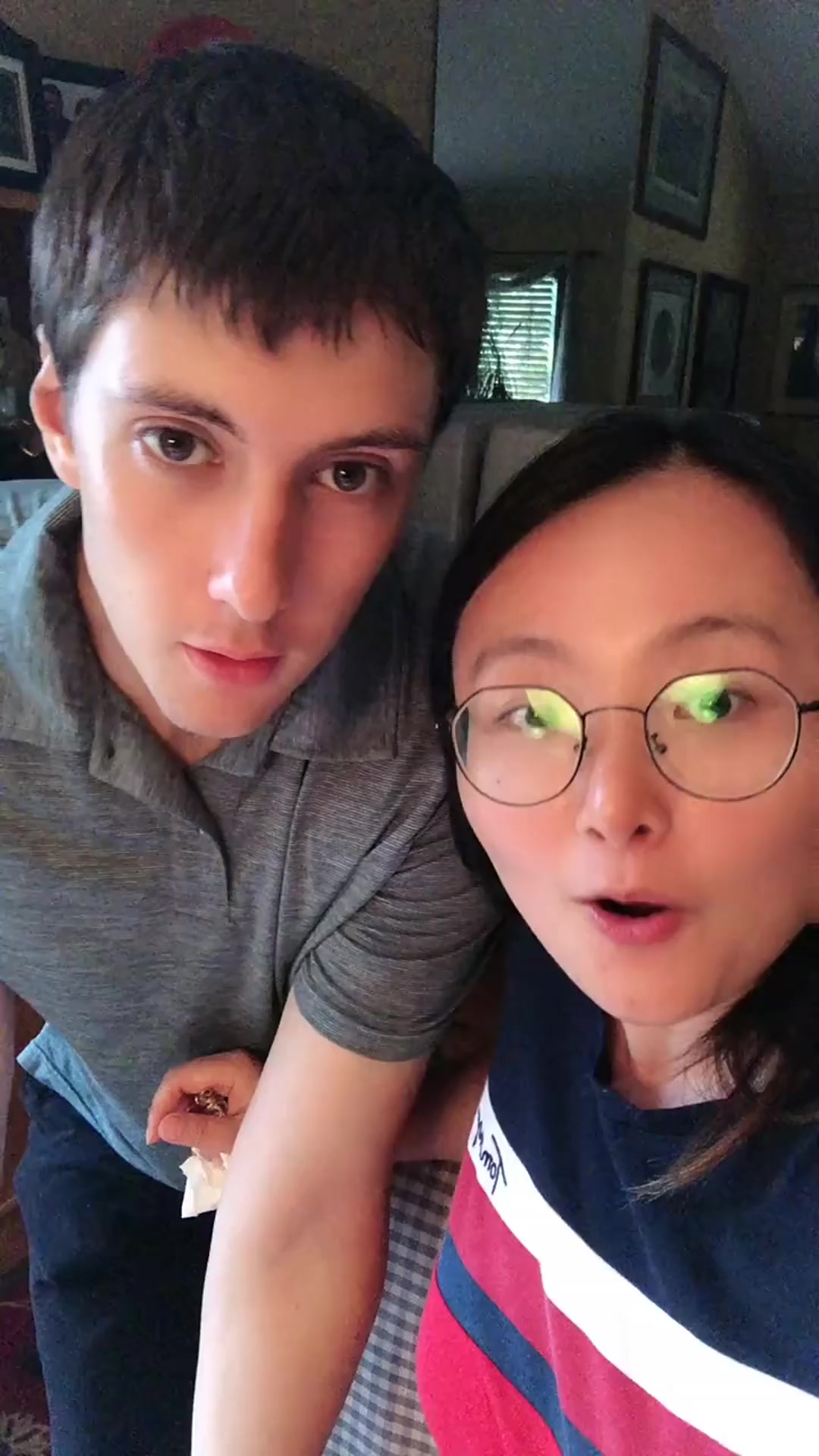中国女人做中餐,美国公公吃得特别满意,这样的关系令人羡慕!