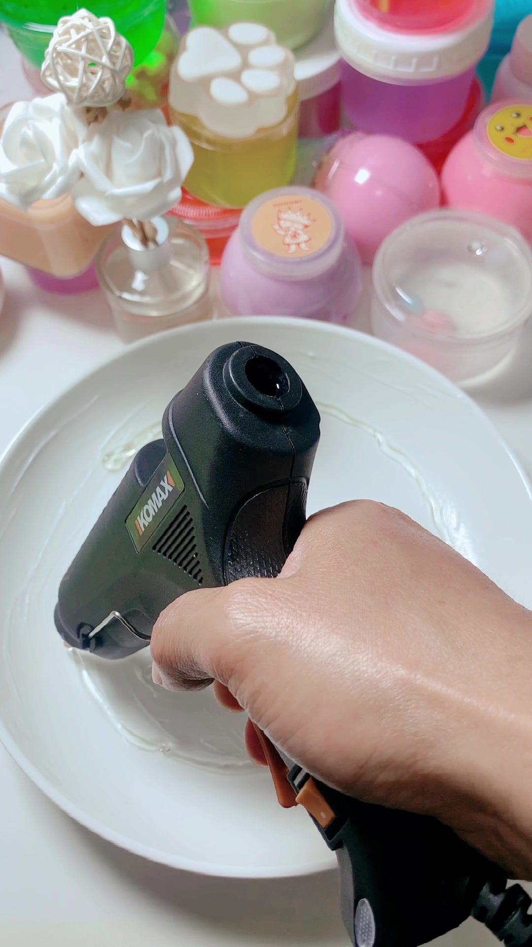 热熔胶枪自制网格,家里没有网格的小伙伴,赶紧行动起来