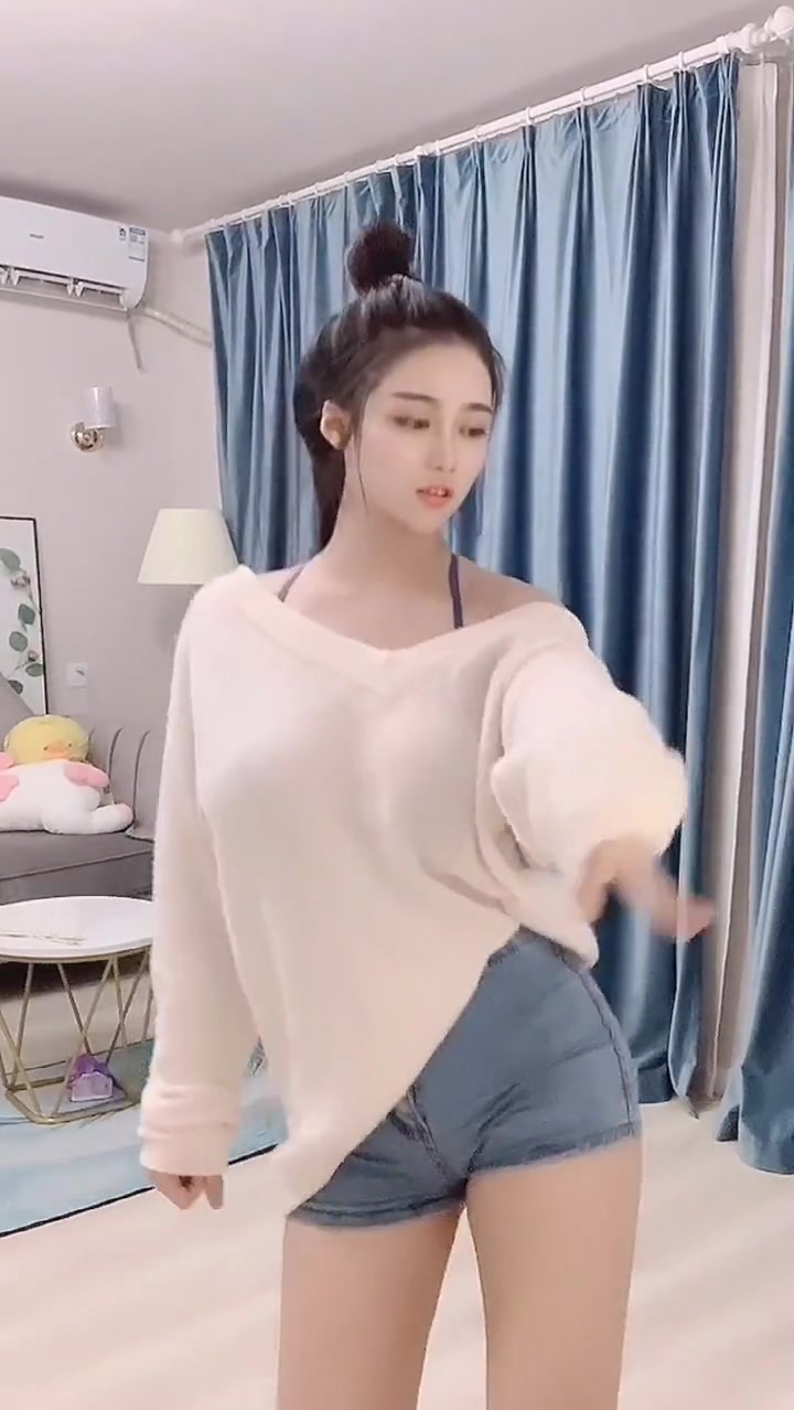 我想喝奶茶有人想请我喝吗?