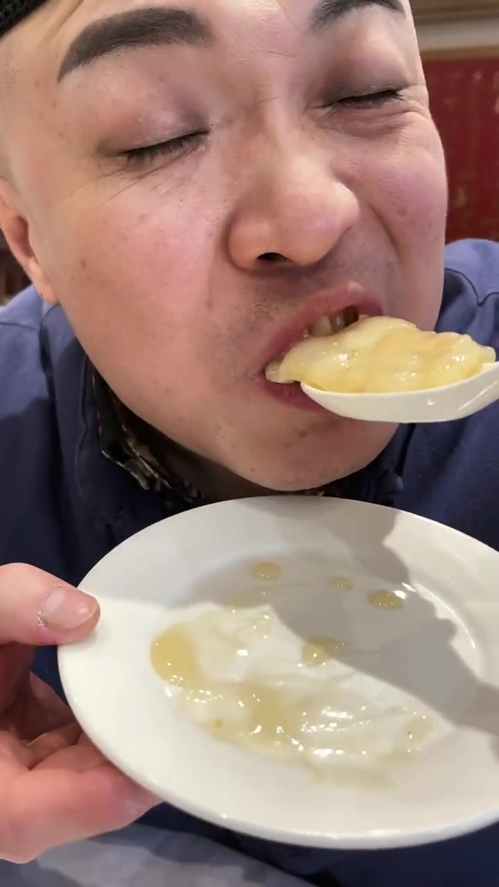 老北京大哥出门吃饭,点这么几个菜,都代表着当地的特色!