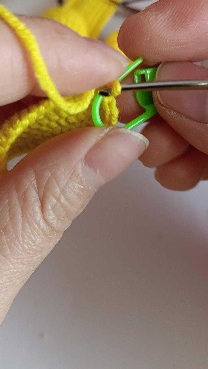 赵露思同款小黄鸭发夹编织教程三