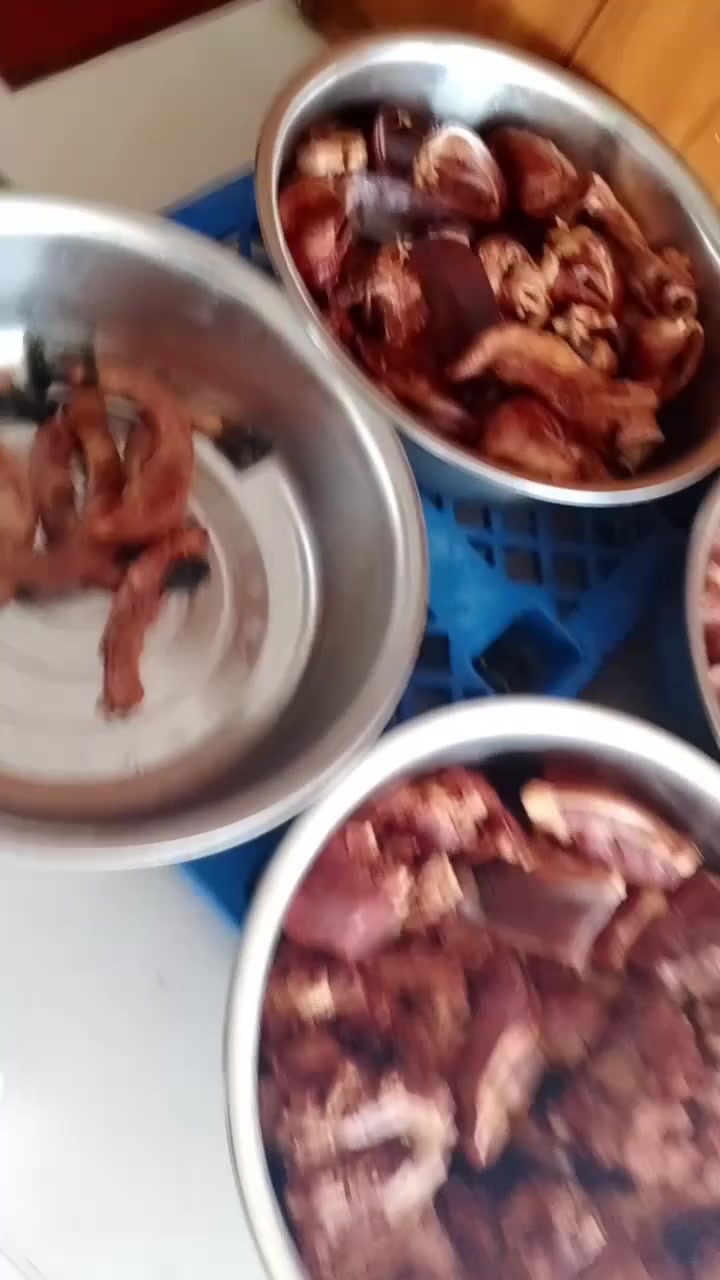 熟驴肉出锅,美味佳肴